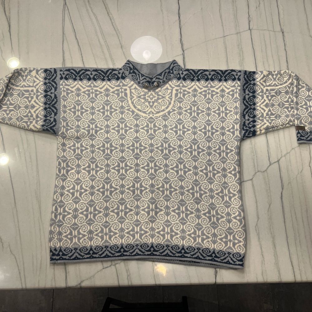 Dale of Norway Gray and Black Patterned Sweater - Picture 4 of 10